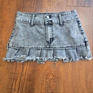 Shein Women's Star Pattern Ruffle Hem Raw Trim Denim Skirt Dark Grey Size 26